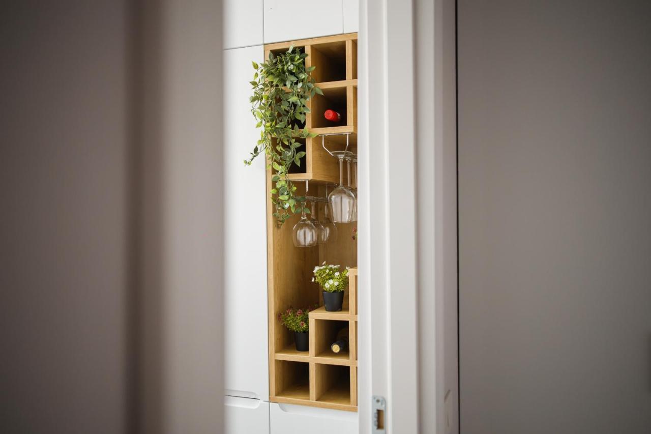 오라데아 Creamy Wood Haven 아파트 외부 사진